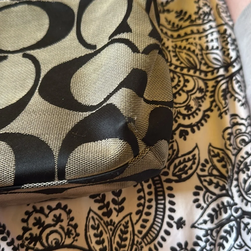 Coach Black and Gray/Tan Signature Shoulder Bag with Leather Trim - Picture 4 of 7